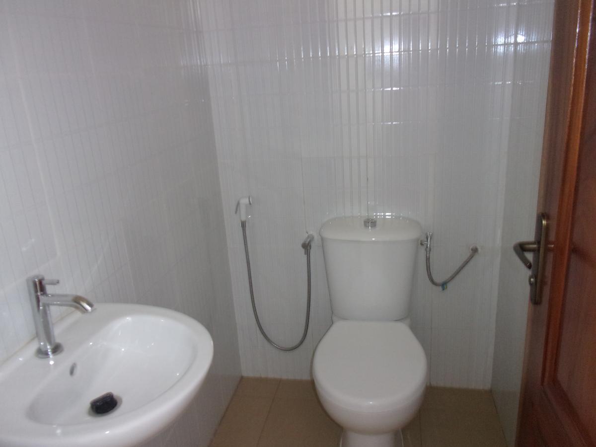 Appartement Meuble à Mbao *