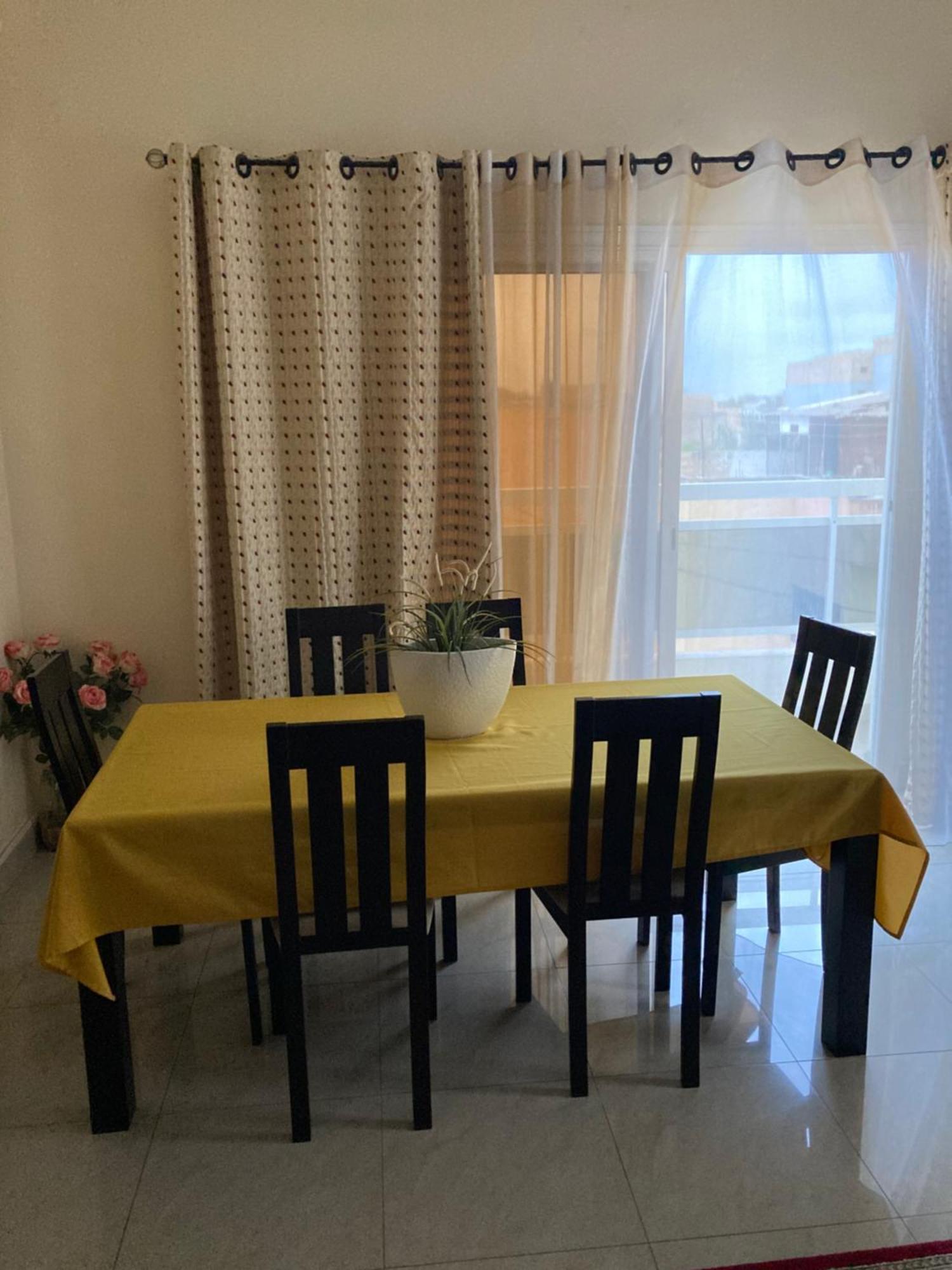 Apartment Meuble A Mbao